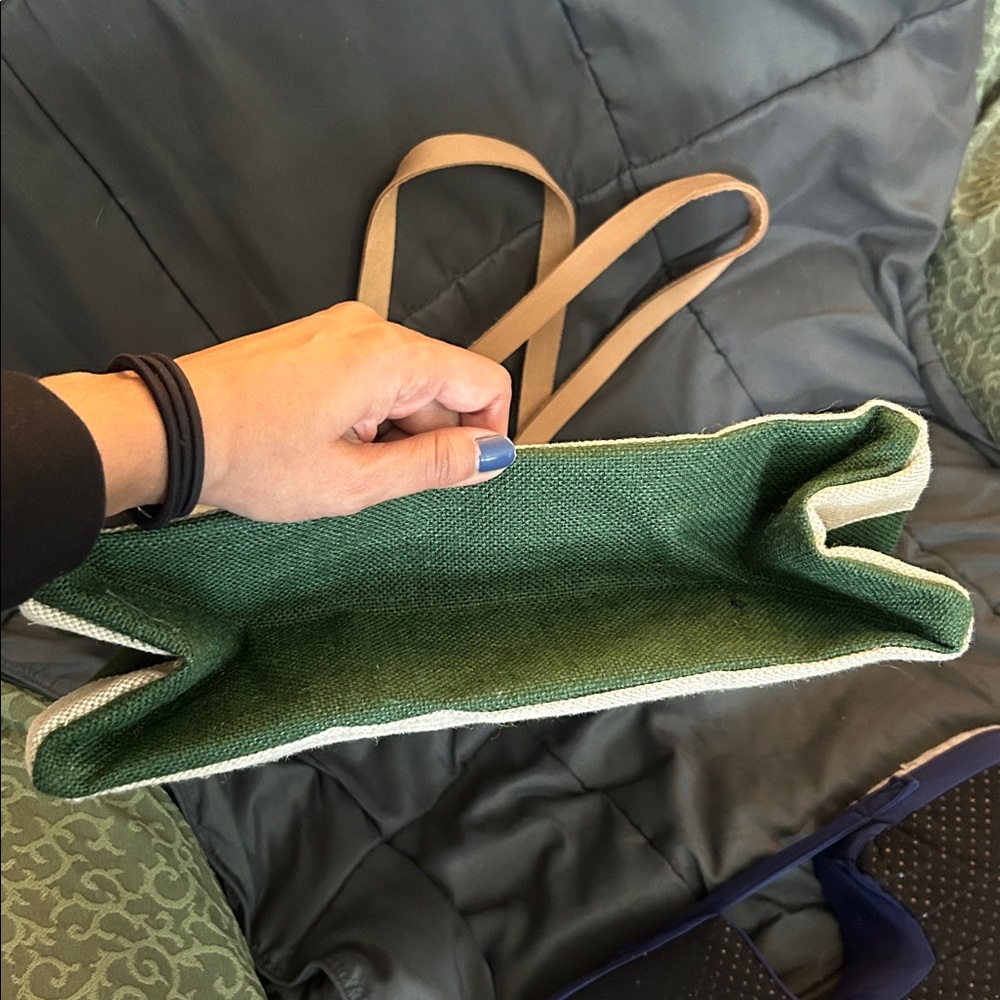 Green and Tan Tote Bag - Picture 9 of 9